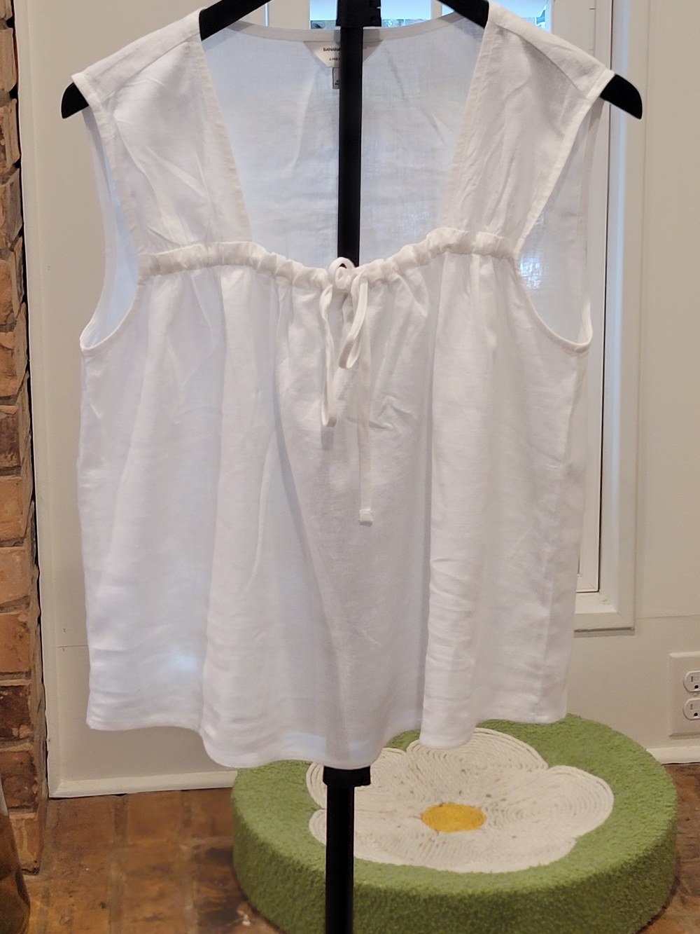 Banana Republic White Tie-Front Linen Camisole